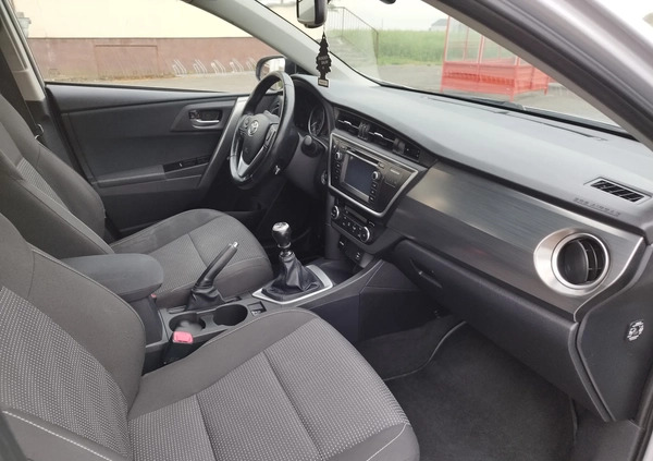 Toyota Auris cena 29900 przebieg: 171300, rok produkcji 2013 z Poniec małe 172